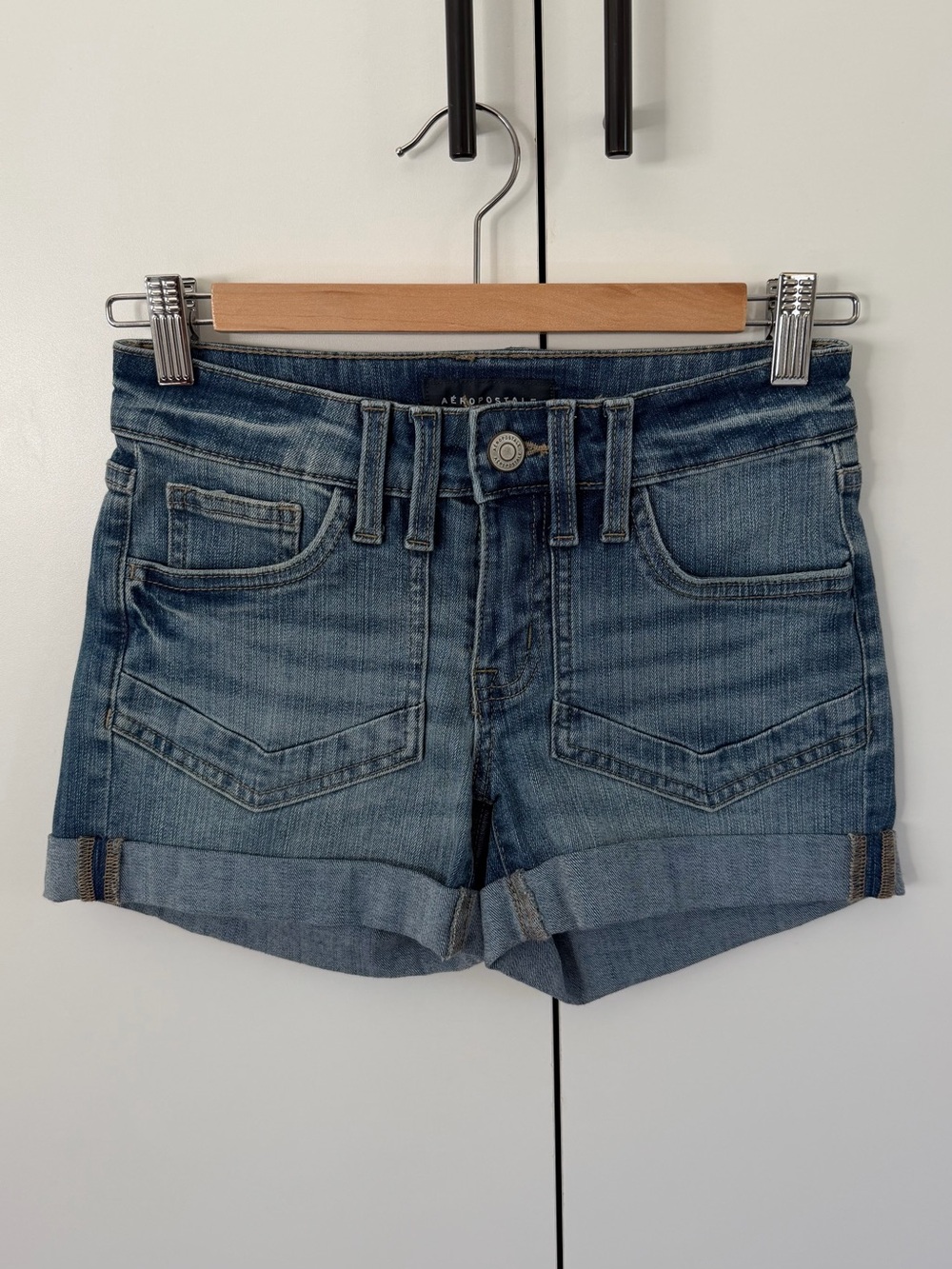 NWOT Aeropostale Women's Blue Denim Cuffed Shorts